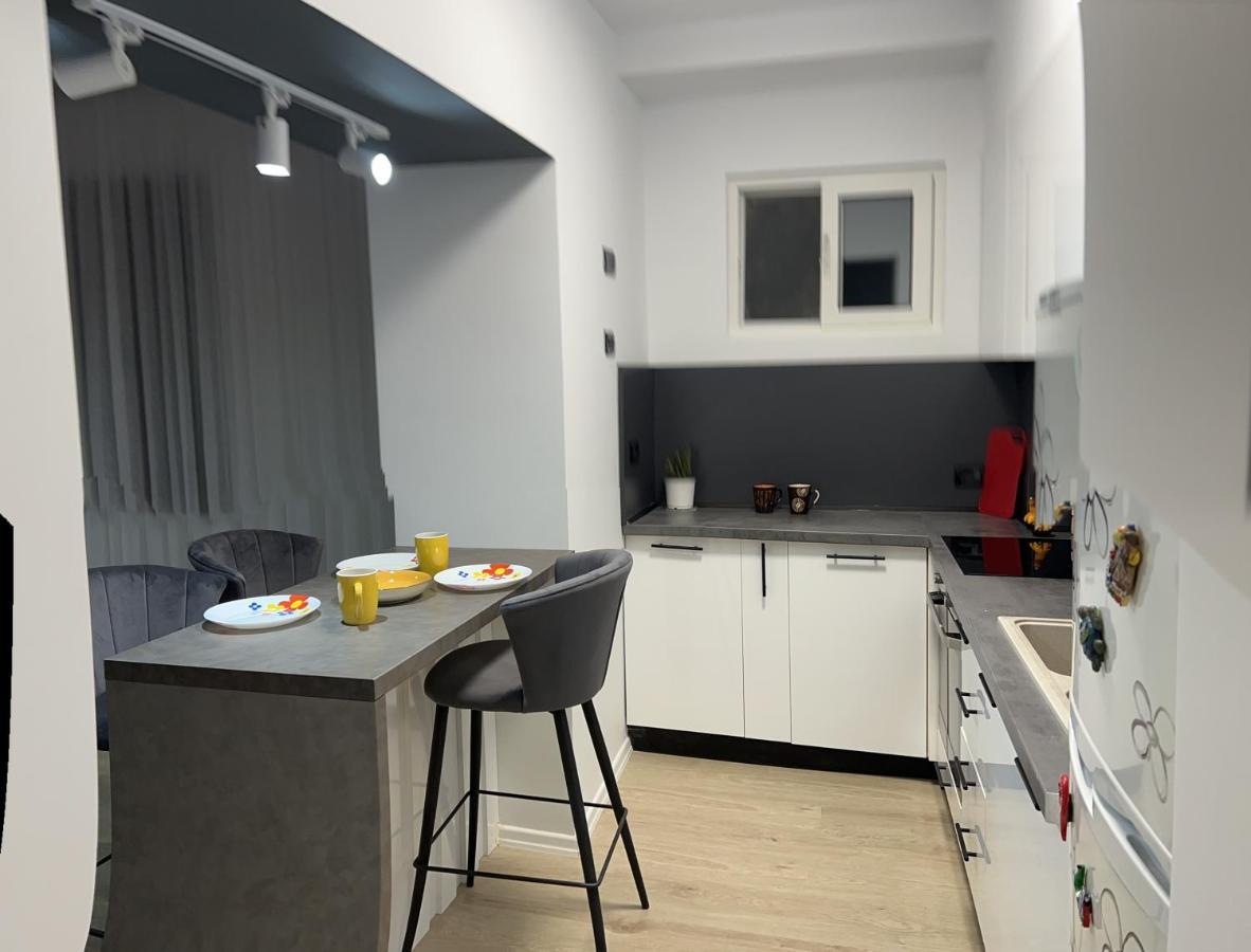 Amion Apartment In Center Of Tirana Bagian luar foto