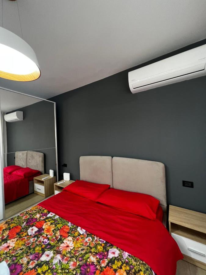 Amion Apartment In Center Of Tirana Bagian luar foto