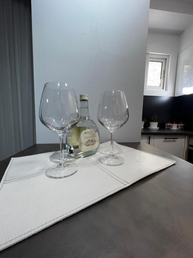 Amion Apartment In Center Of Tirana Bagian luar foto