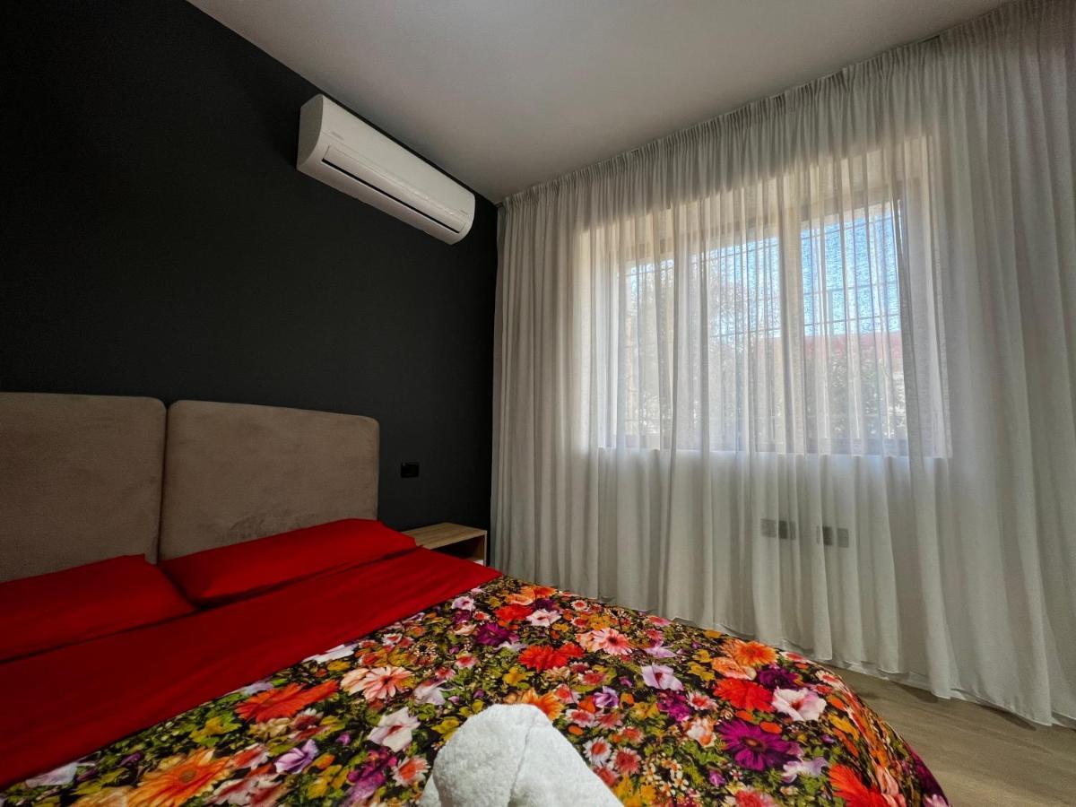Amion Apartment In Center Of Tirana Bagian luar foto