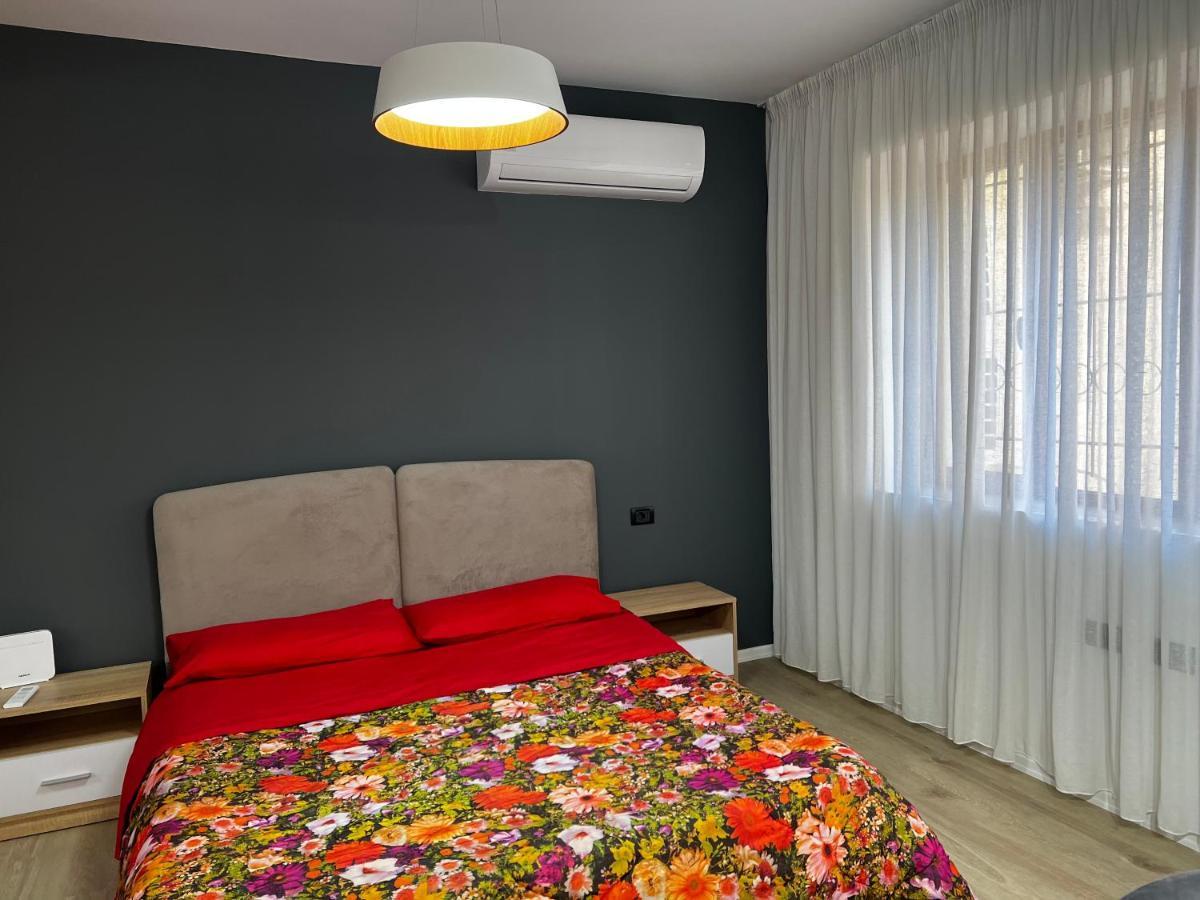 Amion Apartment In Center Of Tirana Bagian luar foto